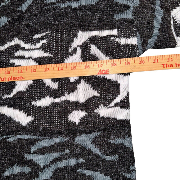Vtg Logic Mens Sweater Abstract Small Acrylic - Picture 7 of 8